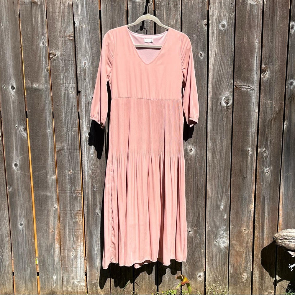Roolee blush v-neck maxi dress size small